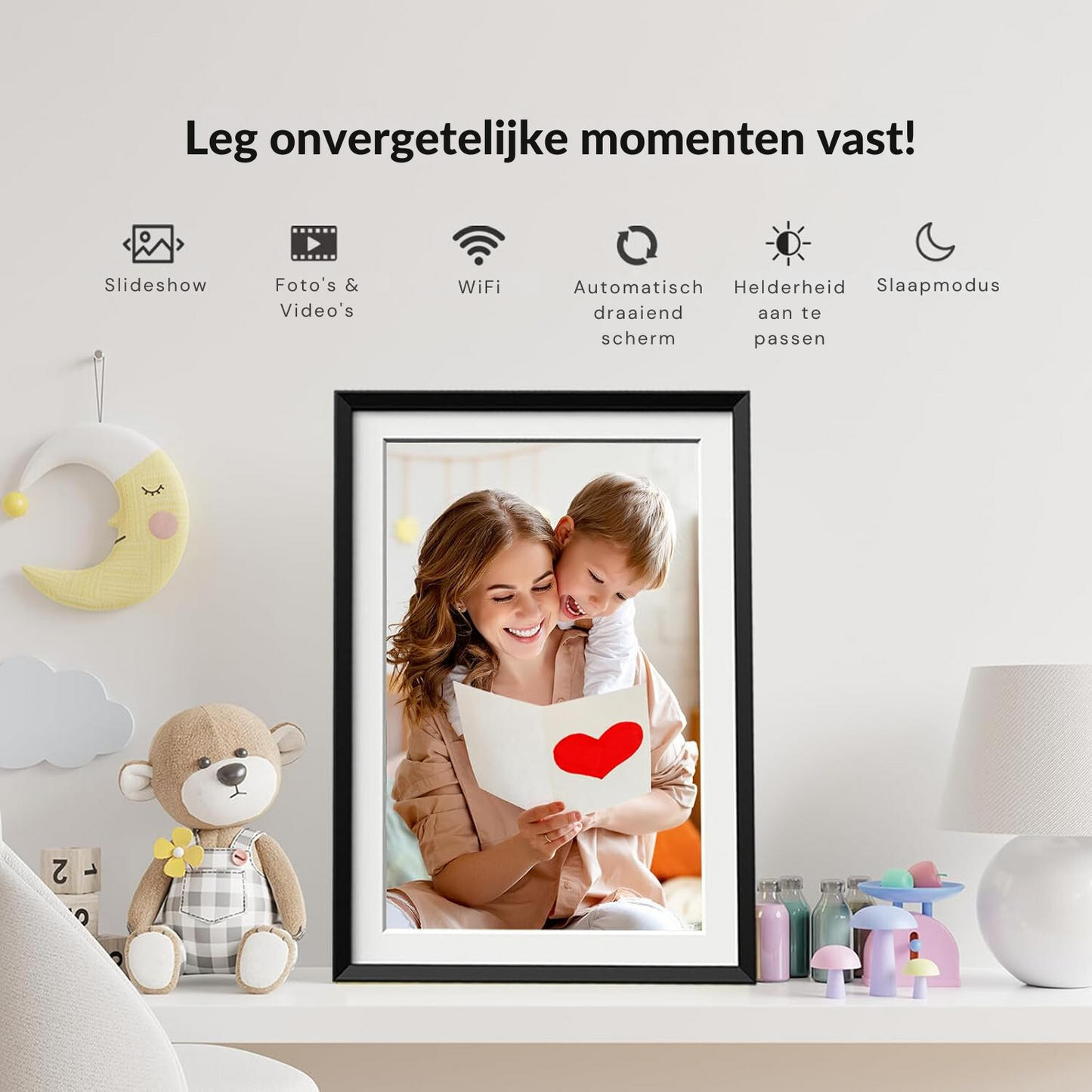 HomeTogether Digitale Fotolijst 10.1 inch - 27 cm breed - 19 cm hoog - Full HD - Frameo App Gratis of Betaald - Prachtige kwaliteit - WiFi - 32GB - IPS Touchscreen